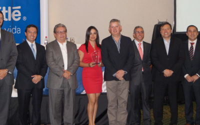 Nestlé presenta Ecuamás, iniciativa que promueve el desarrollo de la producción local.